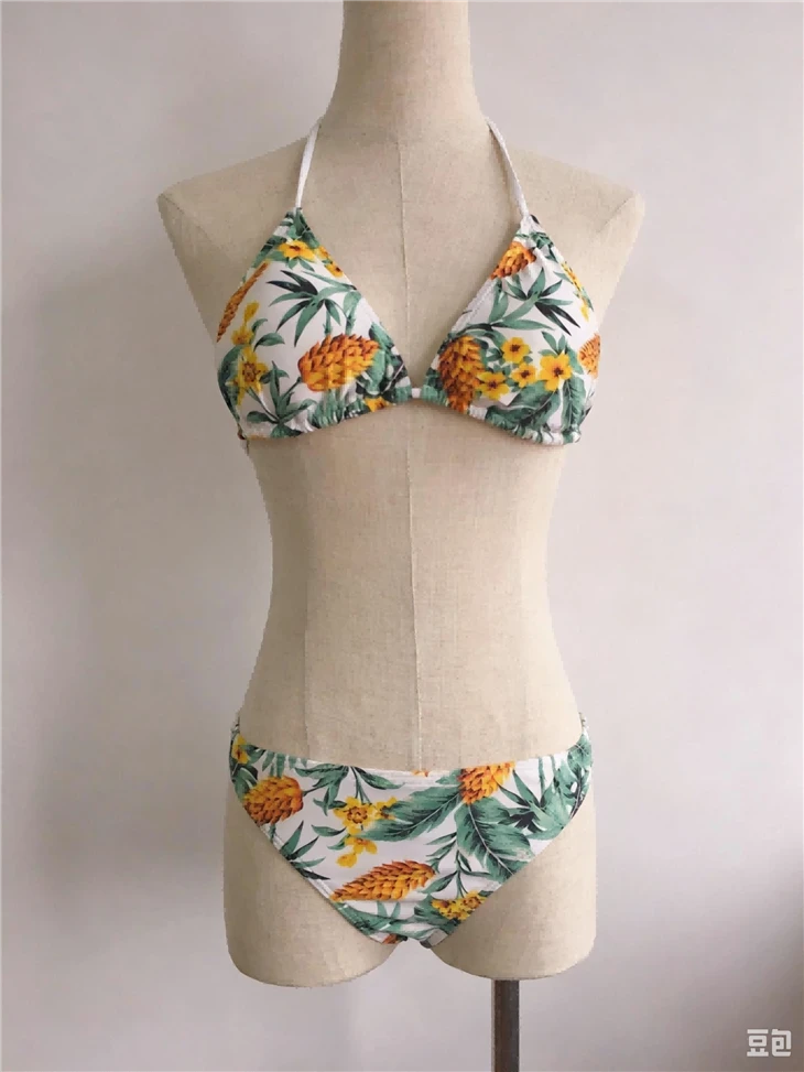 Ananas Tropical Floral Halter Swim în două piese